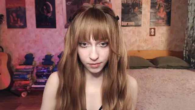 Snapshot of Friendly_Ellie chatting on 02/07/26, 12:36 Friendly Ellie online show from 02/07/26, 12:36