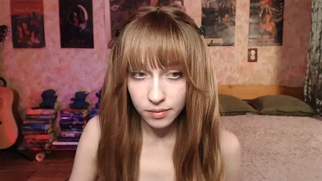 Snapshot of Friendly_Ellie chatting on 02/11/26, 02:27 Friendly Ellie online show from 02/11/26, 02:27