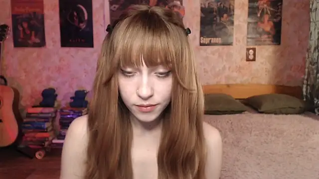 Snapshot of Friendly_Ellie chatting on 02/17/26, 11:22 Friendly Ellie online show from 02/17/26, 11:22