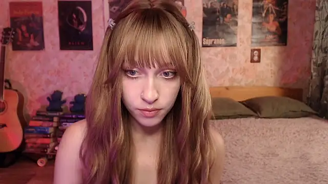 Friendly Ellie online show from 07/26/26, 12:19