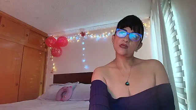 ISABEEL SOFIA01 online show from 02/22/26, 01:53