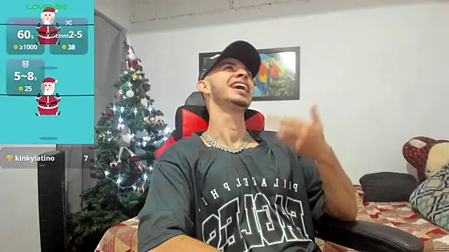 Snapshot of freestyle_blake1 chatting on 12/22/24, 12:17 freestyle blake1 online show from 12/22/24, 12:17