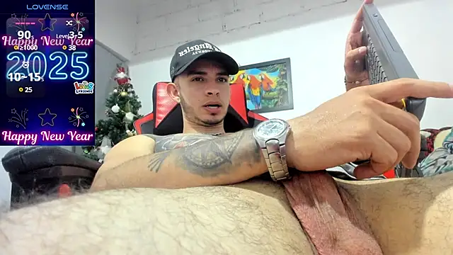 Snapshot of freestyle_blake1 chatting on 01/04/25, 05:37 freestyle blake1 online show from 01/04/25, 05:37