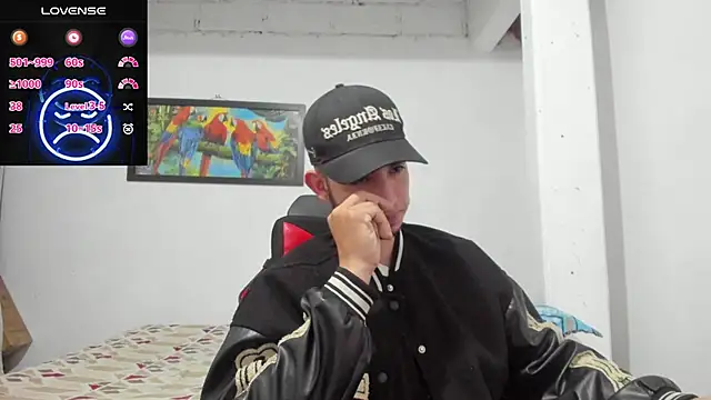 Snapshot of freestyle_blake1 chatting on 02/09/25, 08:02 freestyle blake1 online show from 02/09/25, 08:02