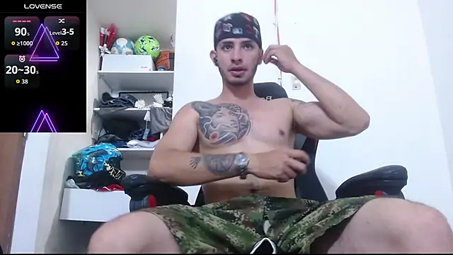 Snapshot of freestyle_blake1 chatting on 09/25/25, 07:06 freestyle blake1 online show from 09/25/25, 07:06