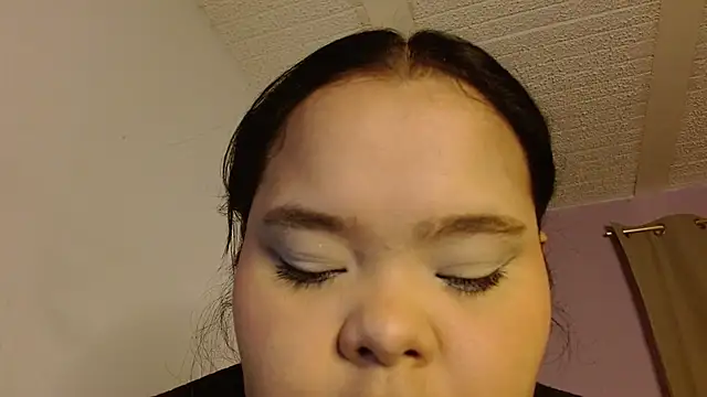 sexychubby    online show from 04/14/26, 06:58