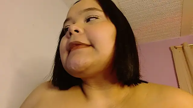 Snapshot of sexychubby___ chatting on 06/14/26, 12:41 sexychubby online show from 06/14/26, 12:41