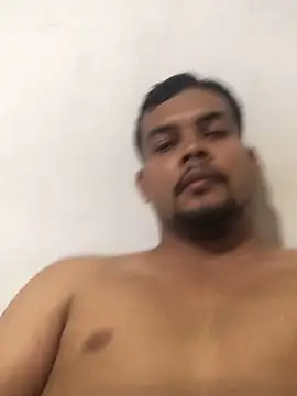 Snapshot of ElsecretodeBruno chatting on 02/28/25, 02:09 ElsecretodeBruno online show from 02/28/25, 02:09