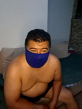 Calamaco07 online show from 12/15/25, 05:44