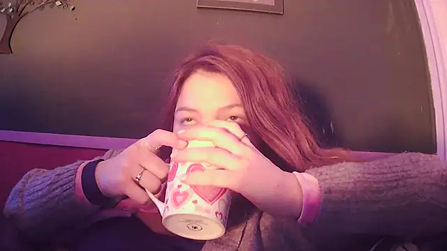 Angelk43 online show from 12/20/25, 06:42