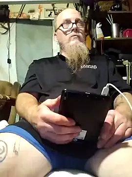 Kevinmc1d online show from 10/22/25, 06:57