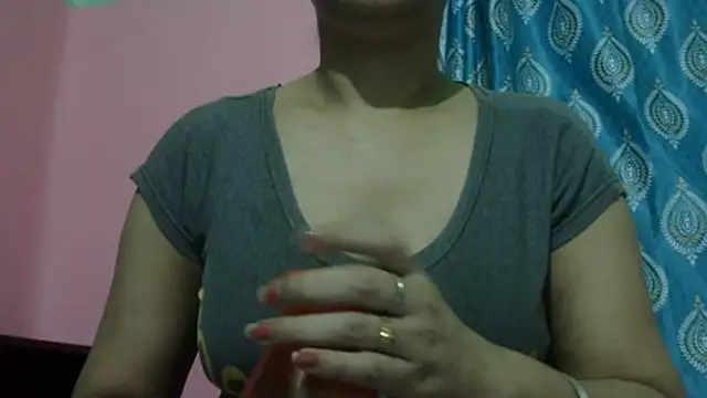 Snapshot of AVNI09- chatting on 07/21/26, 12:40 AVNI09- online show from 07/21/26, 12:40