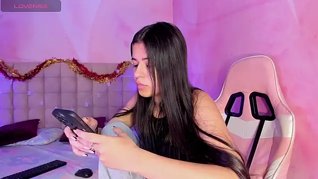 IvySanders1 online show from 12/30/24, 03:25