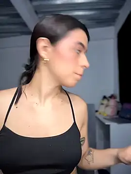 IvySanders1 online show from 12/01/25, 10:04