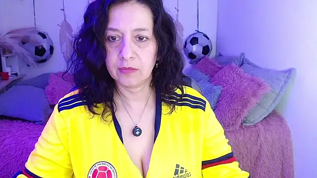camilalatti online show from 06/21/26, 12:35