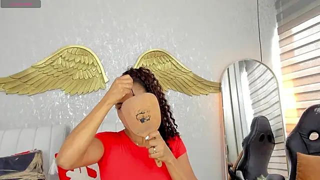 EmmaFerrary online show from 04/23/26, 09:39