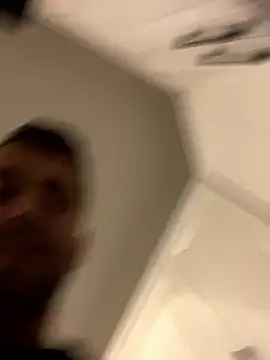 Snapshot of Emre-34 chatting on 01/08/26, 06:16 Emre-34 online show from 01/08/26, 06:16