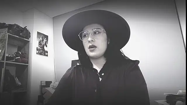 Scarlett Sen online show from 04/21/26, 01:28