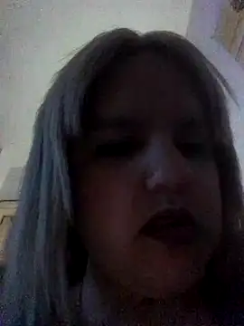 Snapshot of shaynarg chatting on 10/29/25, 04:04 shaynarg online show from 10/29/25, 04:04