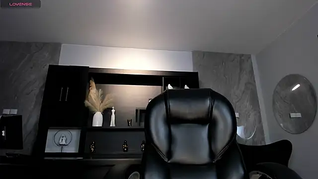 NickyLawson online show from 04/24/26, 04:04