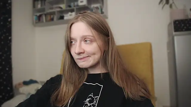 mollytuck online show from 01/03/25, 03:33