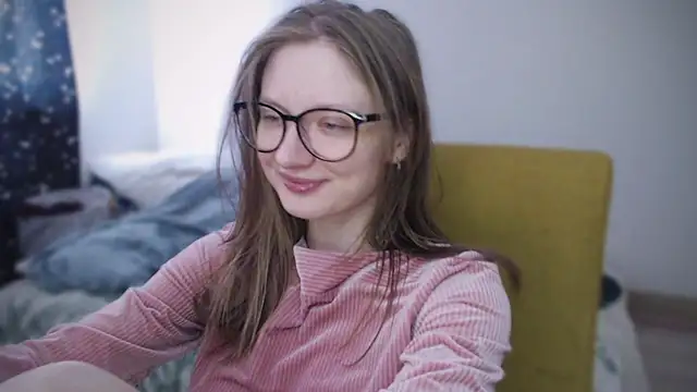 mollytuck online show from 02/08/25, 09:24