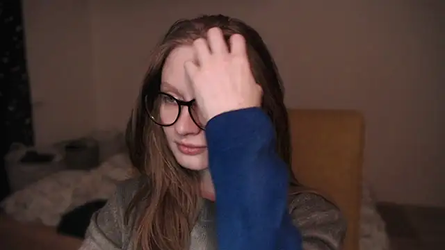 mollytuck online show from 02/13/25, 03:35