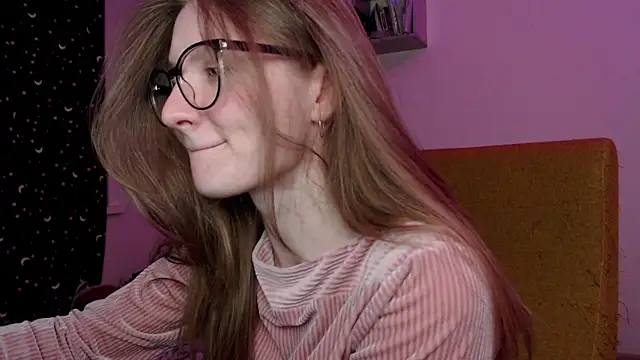 mollytuck online show from 02/23/25, 02:14