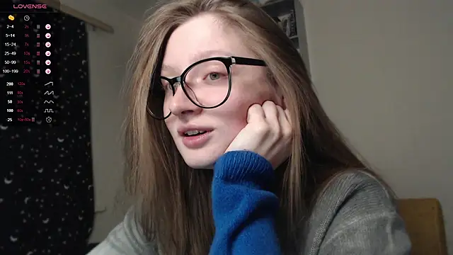 mollytuck online show from 03/13/25, 04:34