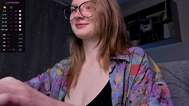 mollytuck online show from 09/15/25, 04:40