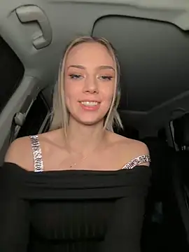 Snapshot of HopeHeaven chatting on 03/03/25, 09:48 HopeHeaven online show from 03/03/25, 09:48