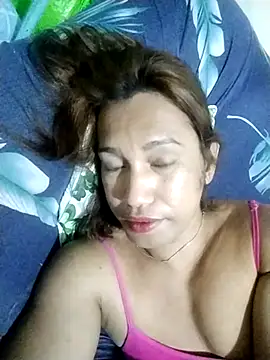 Snapshot of Angel_Camshot chatting on 02/19/25, 01:17 Angel Camshot online show from 02/19/25, 01:17