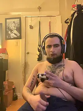 Snapshot of cnasty5621333 chatting on 10/17/25, 06:05 cnasty5621333 online show from 10/17/25, 06:05