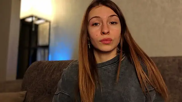 LovelyKatea online show from 02/05/26, 12:43