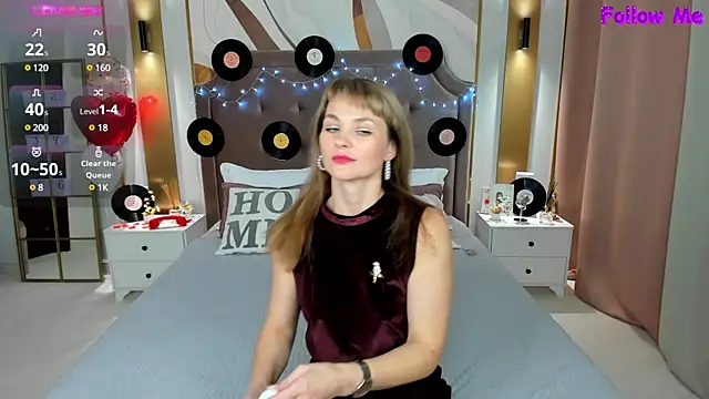 annasimonsj online show from 03/11/25, 12:44