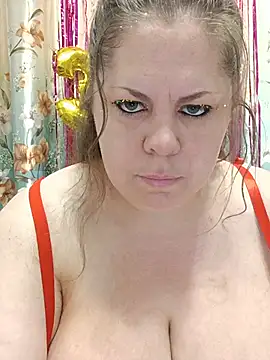 Snapshot of Ginabig chatting on 05/14/26, 06:31 Ginabig online show from 05/14/26, 06:31