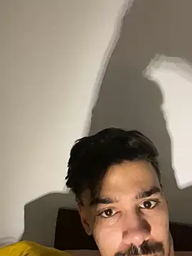 Hermanooooooo online show from 03/22/25, 08:29