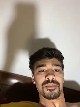 Hermanooooooo online show from 05/12/26, 01:52
