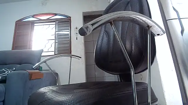 CherrylBee2022 online show from 12/22/25, 05:43