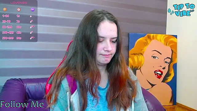 iris nikhols online show from 10/19/25, 03:40