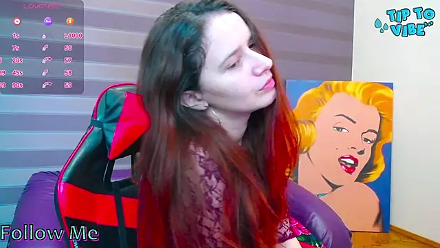 iris nikhols online show from 12/18/25, 02:39