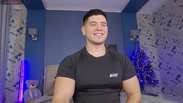 Snapshot of Arilas_ chatting on 12/13/24, 01:44 Arilas  online show from 12/13/24, 01:44