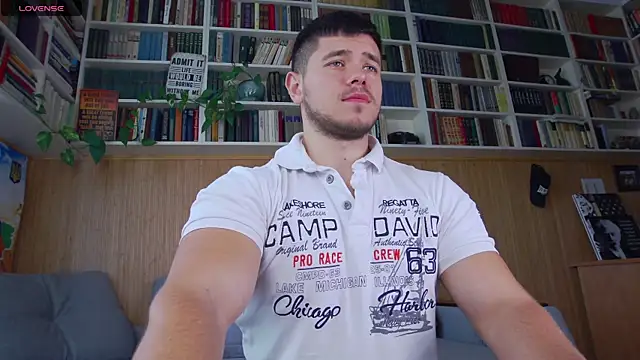 Snapshot of Arilas_ chatting on 09/20/25, 06:14 Arilas  online show from 09/20/25, 06:14