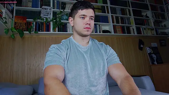 Snapshot of Arilas_ chatting on 09/28/25, 06:41 Arilas  online show from 09/28/25, 06:41