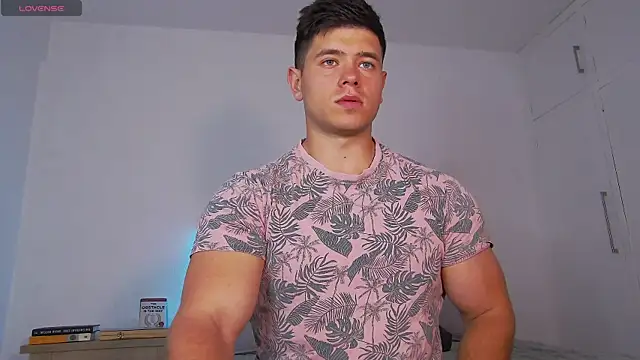 Arilas  online show from 04/23/26, 07:20