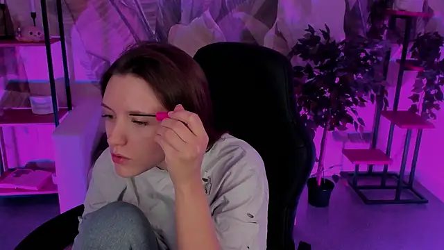 JennyDens online show from 12/13/24, 02:43