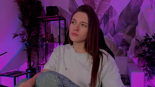 JennyDens online show from 12/13/24, 05:49