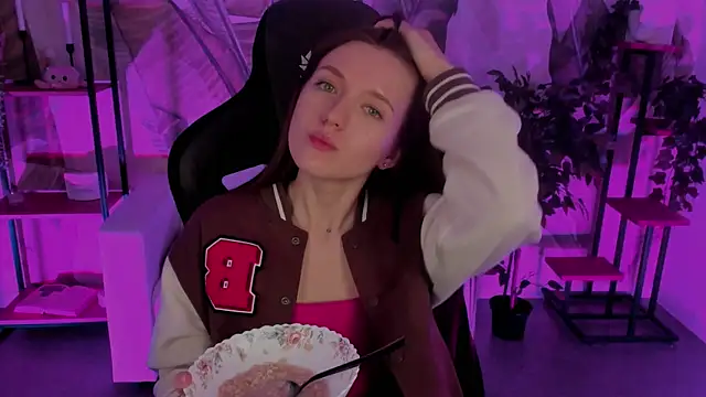 JennyDens online show from 12/21/24, 05:58