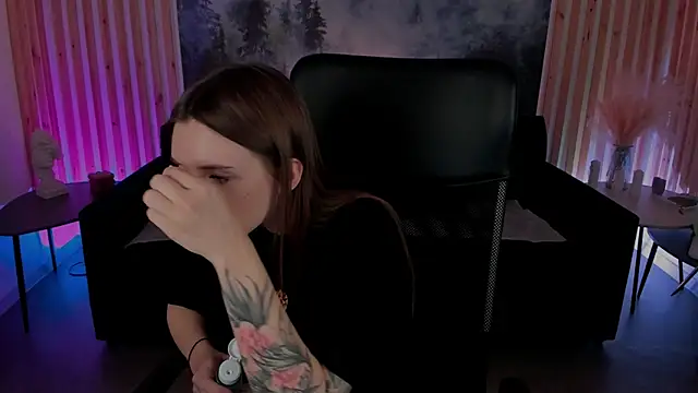 JennyDens online show from 02/20/25, 05:01