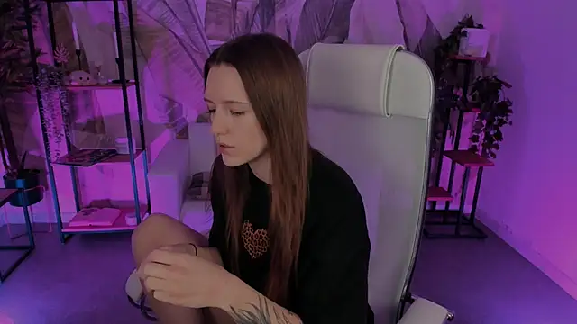 JennyDens online show from 02/21/25, 02:17